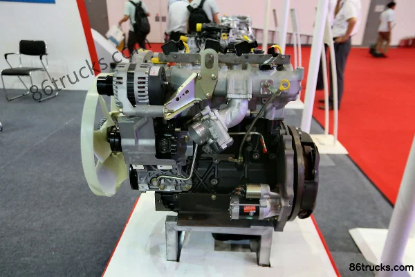 Jiangxi Isuzu JE4N28 140 hp 2.78L China V Diesel Engine Exterior (2) | 86Trucks