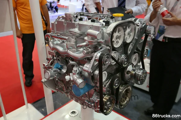 Jiangxi Isuzu JE4D25D 122 hp 2.5L China IV Diesel Engine Exterior (2) | 86Trucks