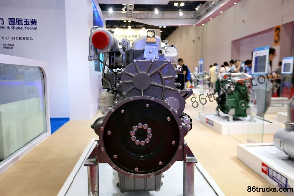 Yuchai YC6TD840L-D20 762 hp 19.6L China IV Diesel Engine Exterior (2) | 86Trucks