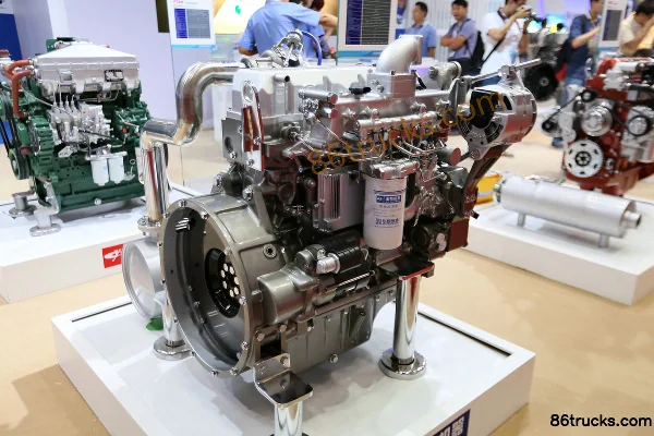 Moteur diesel Yuchai YC4EG140-40 140 ch 4,73 L China IV Extérieur (2) | 86Trucks