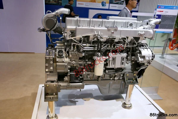 Yuchai YC6MK420-40 420 hp 10.3L China IV Diesel Engine Exterior (2) | 86Trucks