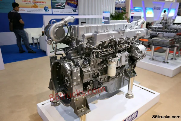 Yuchai YC6MK340-42 340 ch 10.3L China IV moteur diesel Extérieur (3) | 86Trucks