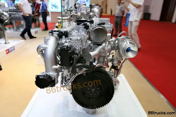 Yuchai YC4D20-50 150 hp 4.2L China V Diesel Engine Exterior (3) | 86Trucks