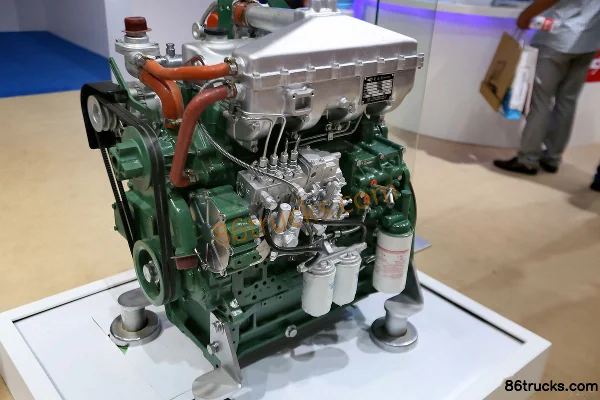 Yuchai YC4A140L-T20 140 hp 4.84L China II Diesel Engine Exterior (3) | 86Trucks