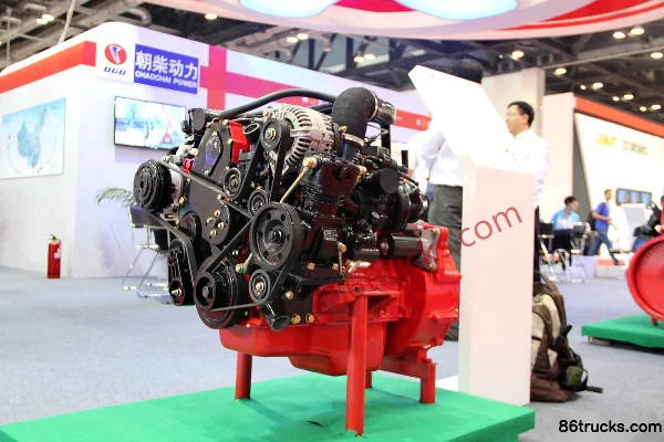 Chaochai CYNGD3.0-CE4 163 ch 3L China IV Moteur diesel Extérieur (2) | 86Trucks