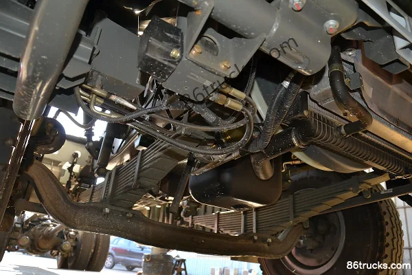 Sinotruk HOWO T5G camion lourd 280 ch 6X4(10 roues) camion porteur 9,5 m Châssis (1) | 86Trucks