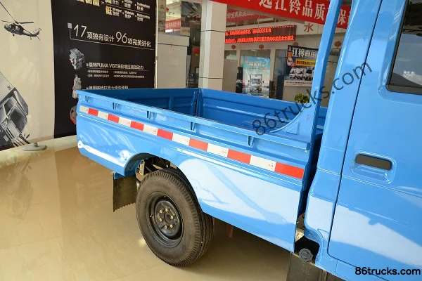 JMC Classic Shunda 102hp 4X2(6 wheels) 2.2m double-row flatbed light truck Body (1) | 86Trucks