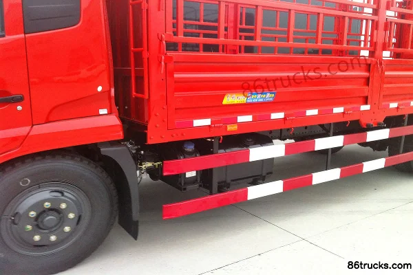 Dongfeng Commercial Vehicle Tianjin camion porteur 160 ch 4X2(6 roues) 6.6 m semi-remorque à ridelles Extérieur (2) | 86Trucks