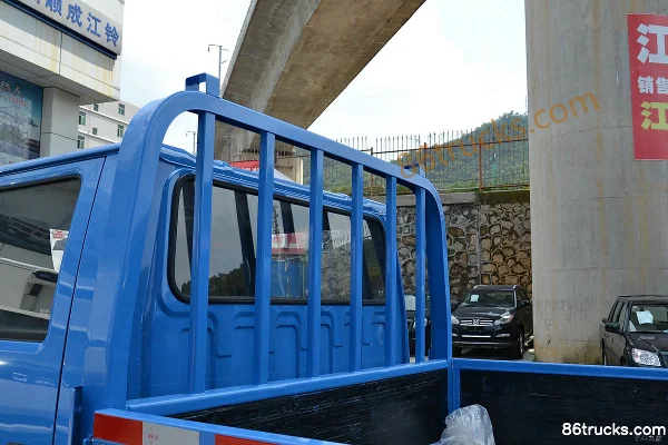 JMC Xinshunda 109 ch 4X2(6 roues) camion plateau double cabine 2,8 m (plateau bas) Carrosserie (3) | 86Trucks