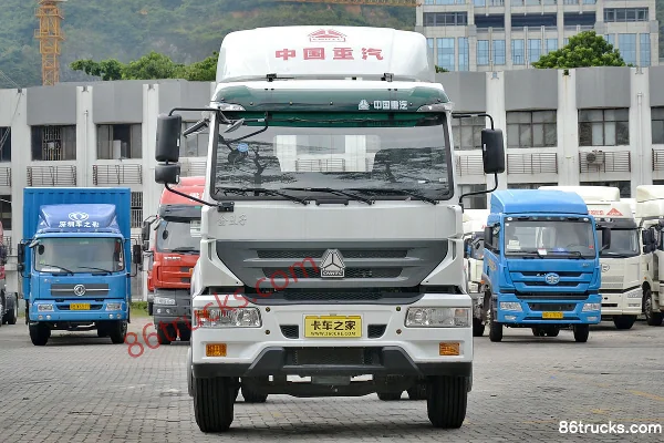 Sinotruk Sinotruk Golden Prince Quasi-heavy Truck Tractor Trucks