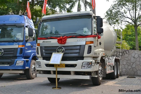 Foton Leisa 336hp 6X4(10 wheels) Concrete Mixer Truck Exterior (2) | 86Trucks
