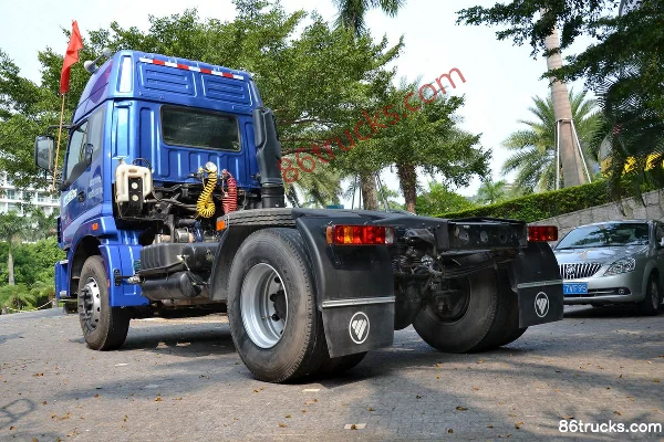 Foton AumanETX 5 série 336 ch 4X2(6 roues) tracteur routier LNG Extérieur (3) | 86Trucks