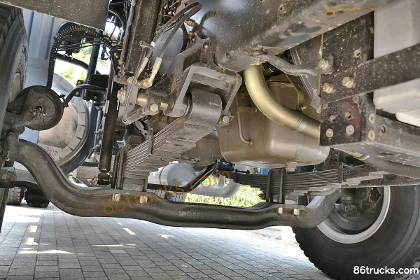 Foton Auman ETX Série 5 Poids lourd 260 ch 4X2(6 roues) Tracteur routier GNL Châssis (1) | 86Trucks