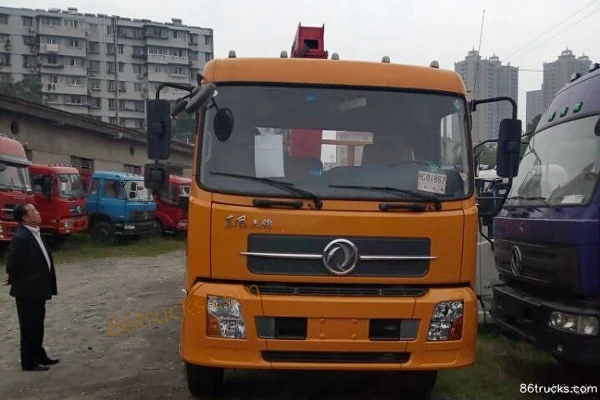 Dongfeng Commercial Vehicle Tianjin 190hp 4X2(6 wheels) Truck-mounted Crane (SANY brand) Exterior (3) | 86Trucks