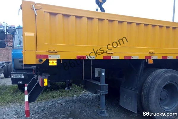 Dongfeng Commercial Vehicle Tianjin 190hp 4X2(6 wheels) Truck-mounted Crane (SANY brand) Exterior (2) | 86Trucks