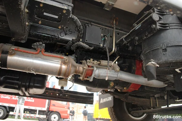 Foton Aumark 3 Series 154 hp 4X2(6 wheels) Refrigerated Truck Chassis (2) | 86Trucks