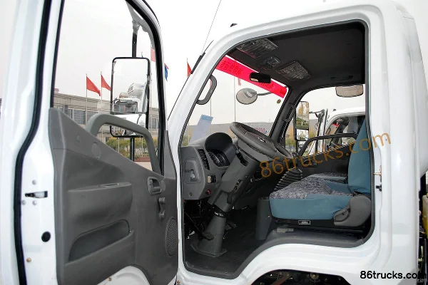Foton Aumark S3 154 ch 4X2(6 roues) Dépanneuse (marque Zhongyan) Cabine (1) | 86Trucks