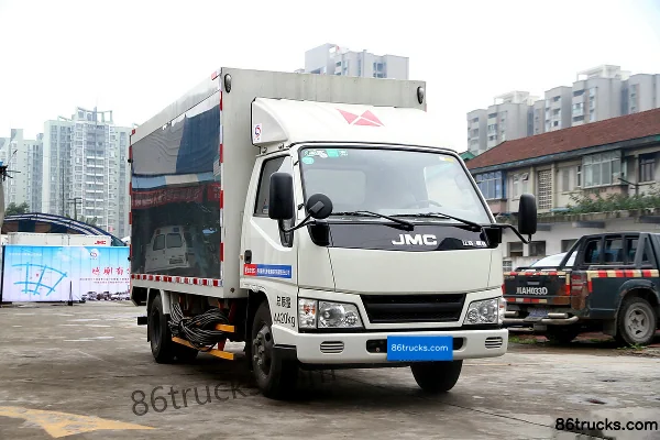 JMC New Shunda 109 ch, 4X2(6 roues) , camion léger fourgon cabine avancée 3,3 m Extérieur (2) | 86Trucks