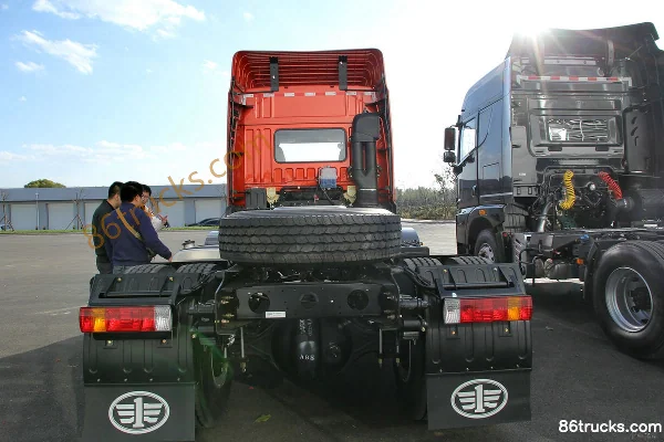 FAW Jiefang Qingdao HanV Heavy Truck 350 hp 6X2(8 wheels) Tractor Truck (Fast Gear) Exterior (3) | 86Trucks
