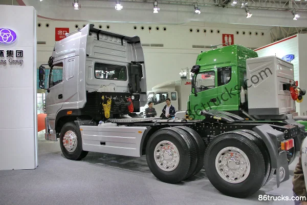 Sanhuan Shitong Yulong Heavy Truck 310hp 6X4(10 wheels) Tractor Truck Exterior (3) | 86Trucks