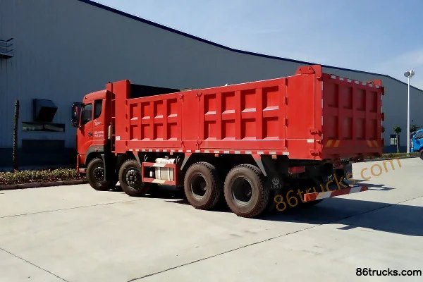 Sanhuan Shitong Yulong Heavy Truck 300 hp 8X4(12 wheels) 7.4m Dump Truck Exterior (3) | 86Trucks