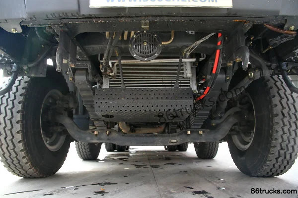 Dongfeng Liuqi Chenglong 270 hp 8X4(12 wheels) 6.5m Dump Truck Chassis (3) | 86Trucks