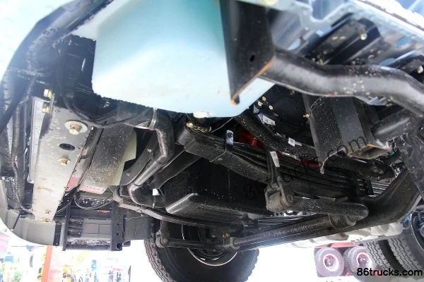 Hualing Xing Kama H9 camion lourd 460 ch 6X4(10 roues) tracteur routier Châssis (2) | 86Trucks