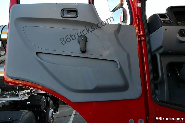 Beiben NG80 Series Heavy Truck 336 hp 6X4(10 wheels) 6.5m Cab-over Chassis Cargo Truck (3) | 86Trucks