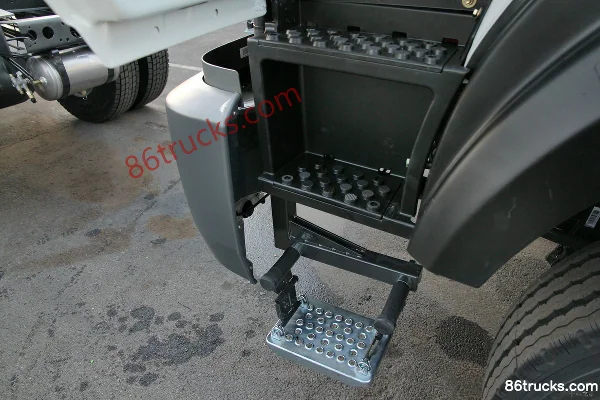 Beiben NG80 Heavy Truck 290 hp 4X2(6 wheels) Tractor Truck Cab (3) | 86Trucks
