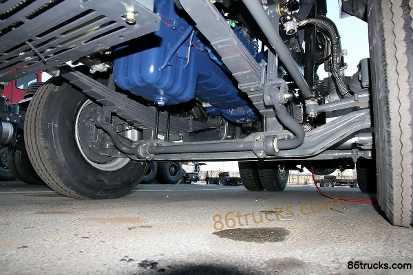 Beiben NG80 Heavy Truck 290 hp 4X2(6 wheels) Tractor Truck Chassis (2) | 86Trucks