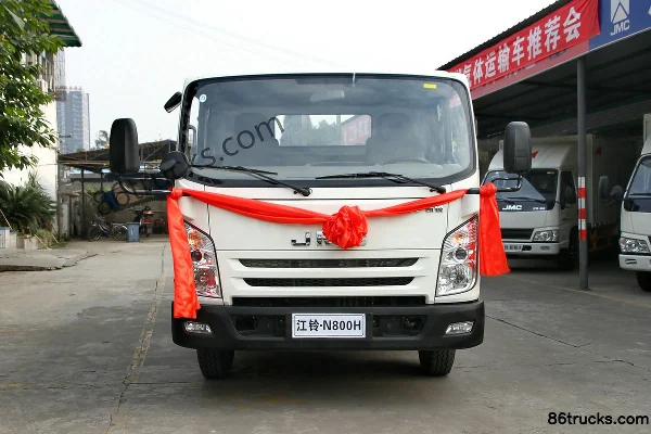 JMC Kairui 800H Standard Edition 152hp 4X2(6 wheels) 4.675m Semi-row Flatbed Light Truck Exterior (2) | 86Trucks