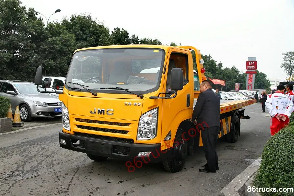 JMC Kairui 800 152hp 4X2(6 wheels) 3815 wheelbase tow truck Exterior (3) | 86Trucks