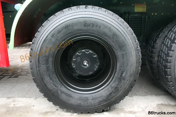 SAIC Hongyan New King Kong Heavy Truck 350 hp 6X4(10 wheels) 5.8m Dump Truck Cab (1) | 86Trucks