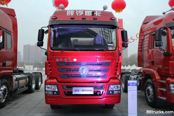 SHACMAN New Delong M3000 Lightweight Edition 380 hp 6X2(8 wheels) LNG Tractor Truck Exterior (2) | 86Trucks