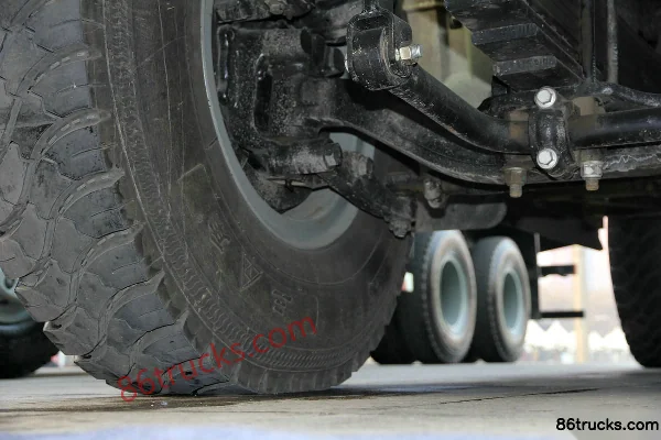 SHACMAN Cummins Delong F3000 Enhanced 385hp 6X4(10 wheels) Dump Truck Chassis (2) | 86Trucks