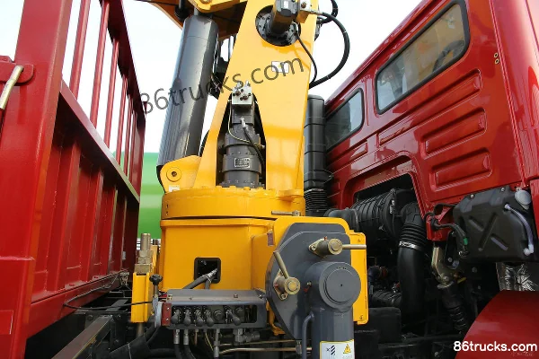 SHACMAN Delong F3000 290 hp 6X4(10 wheels) Truck-mounted Crane Body (2) | 86Trucks