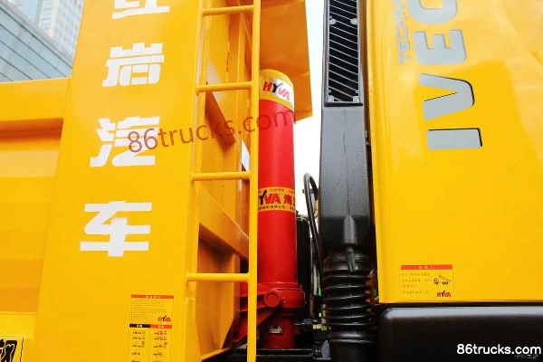 SAIC Hongyan New King Kong camion benne 300 ch 8X4(12 roues) 7,6 m Carrosserie (1) | 86Trucks