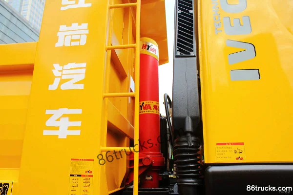 SAIC Hongyan New JinGang Heavy Truck 320 hp 8X4(12 wheels) 6.5m Dump Truck (SDEC) Body (1) | 86Trucks