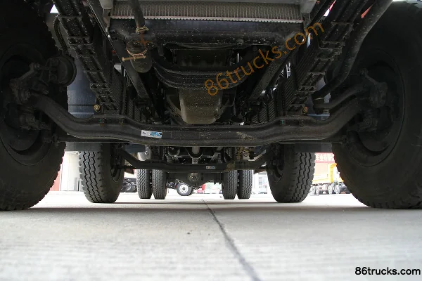Dongfeng Commercial Vehicle Tianjin Heavy Truck 270hp 6X2(8 wheels) 6.5m Dump Truck Chassis (2) | 86Trucks