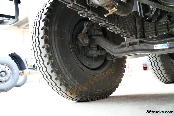 Dongfeng Commercial Vehicle Tianjin Heavy Truck 270hp 6X2(8 wheels) 6.5m Dump Truck Chassis (1) | 86Trucks