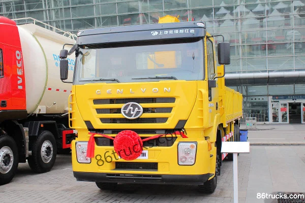 SAIC Hongyan Genlyon M100 6X4(10 wheels) 12-ton Truck-mounted Crane Exterior (2) | 86Trucks