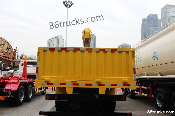 SAIC Hongyan Genlyon M100 6X4(10 wheels) 12-ton Truck-mounted Crane Body (3) | 86Trucks