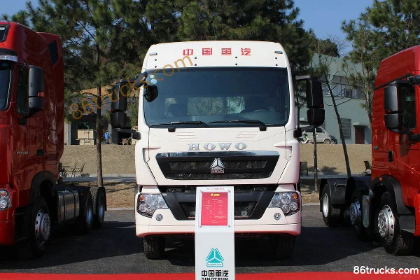 Sinotruk HOWO T5G Heavy Truck Lightweight Version 350 hp 6X4(10 wheels) Tractor Truck Exterior (2) | 86Trucks