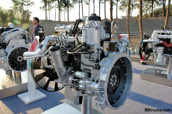 Sinotruk MC05.16-40 160hp 5L China IV Diesel Engine Exterior