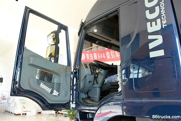 SAIC Hongyan Genlyon M100 Heavy Truck 290hp 4X2(6 wheels) Tractor Truck Cab (1) | 86Trucks