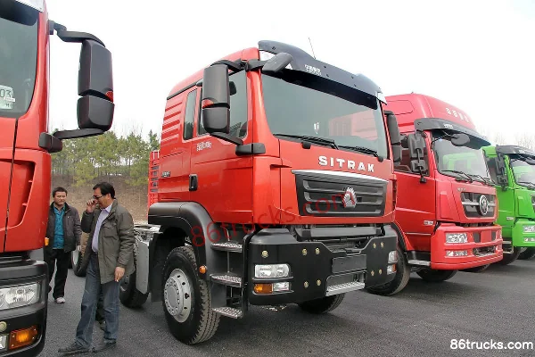 Sinotruk SITRAK C7H camion lourd 360 ch 8X4(12 roues) camion malaxeur (châssis) Extérieur (2) | 86Trucks