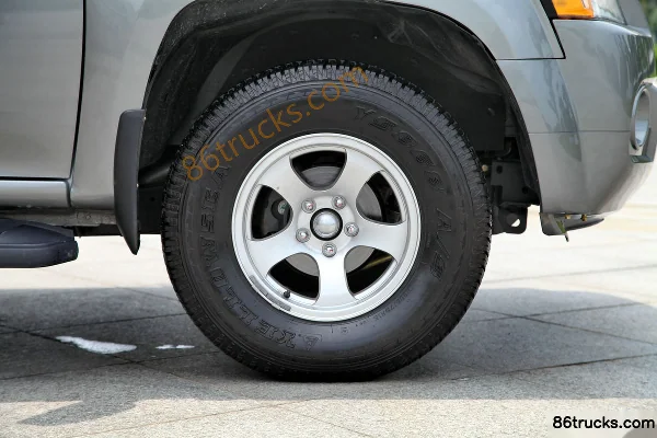 Dongfeng P68-MC02K Standard 2.2L Gasoline 2WD Double Cab Pickup Chassis (4) | 86Trucks