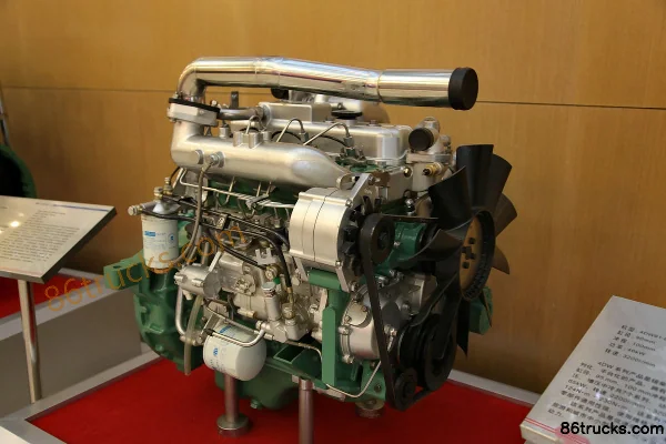 Xichai 4DX23-130 130 ch 3.86L China II Moteur diesel Extérieur (3) | 86Trucks
