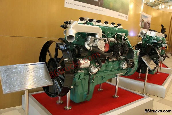 Xichai CA6SN1-37E5N 370 hp 12.5L China V Natural Gas Engine Exterior