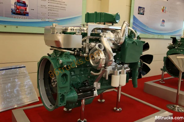 Xichai CA6DLDZ-29E4R 290hp 6.6L China IV Diesel Engine Exterior